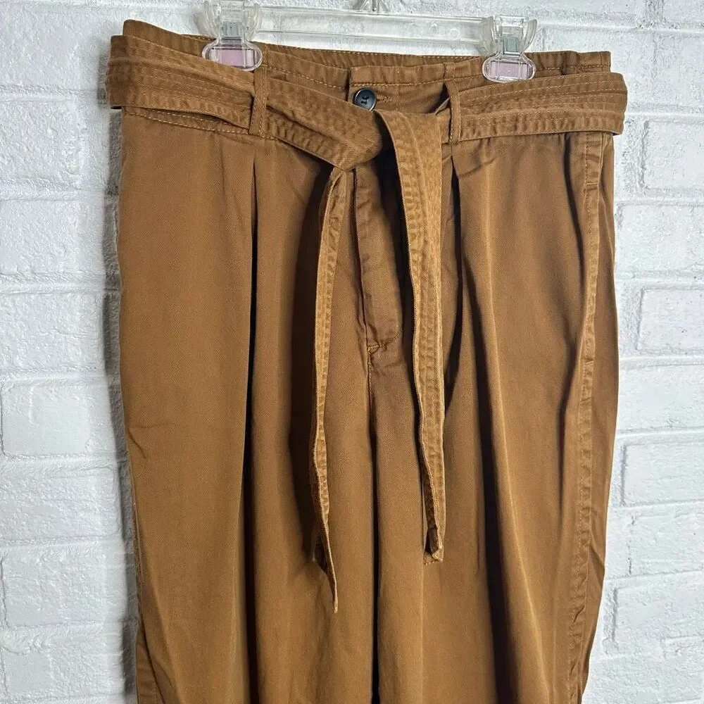 Free People Hi-Waisted‎ Pegged 90s Pant in Maize size 6